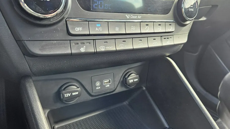 HYUNDAI Tucson -