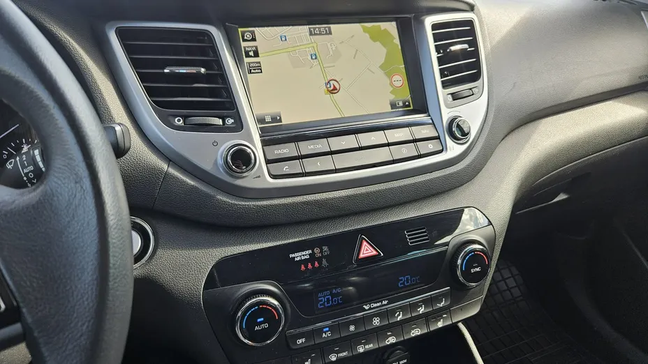 HYUNDAI Tucson -