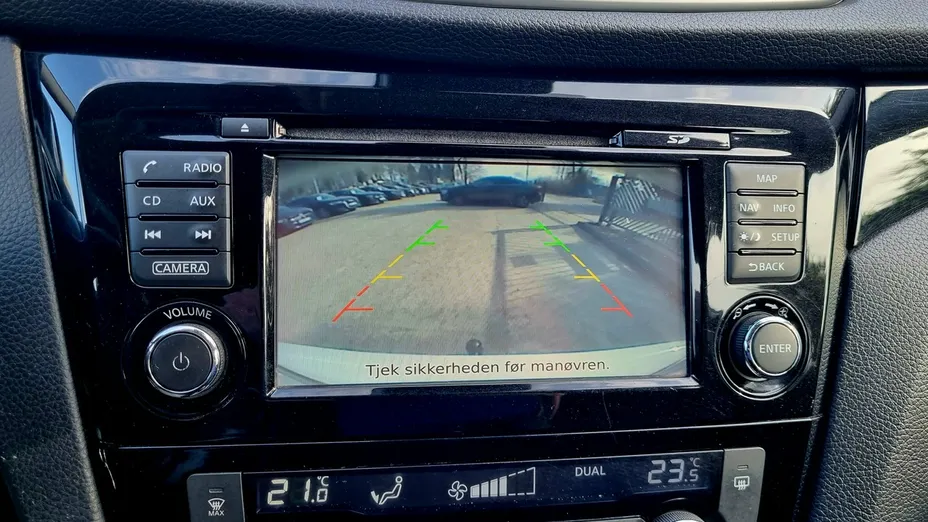 NISSAN Qashqai -