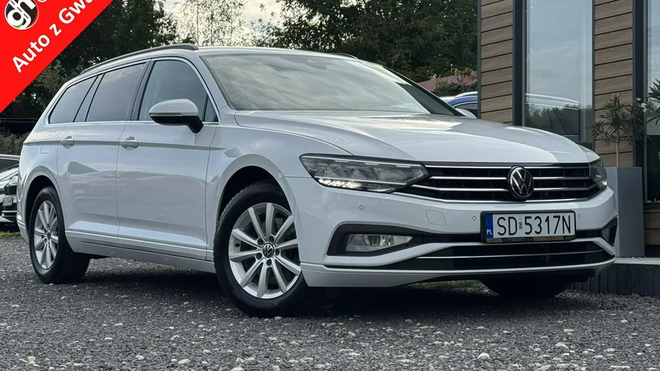 VOLKSWAGEN Passat -
