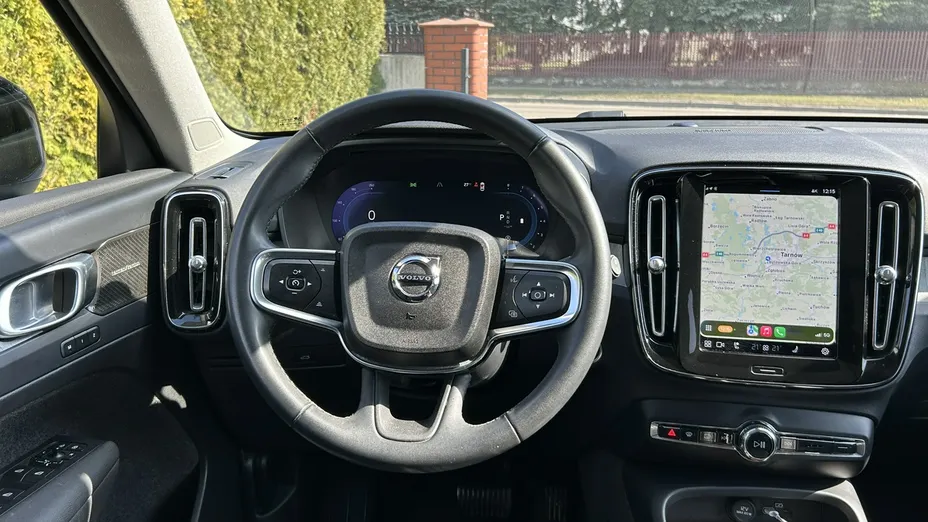 VOLVO XC40 -