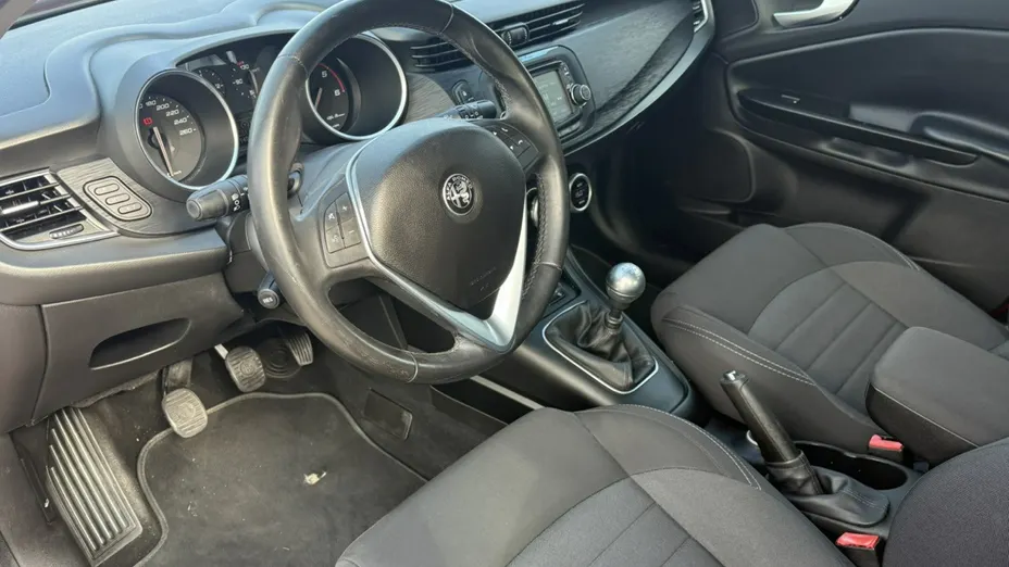 ALFA ROMEO Giulietta -