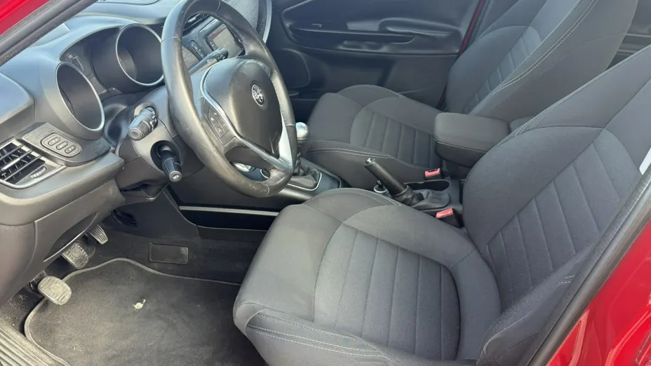 ALFA ROMEO Giulietta -
