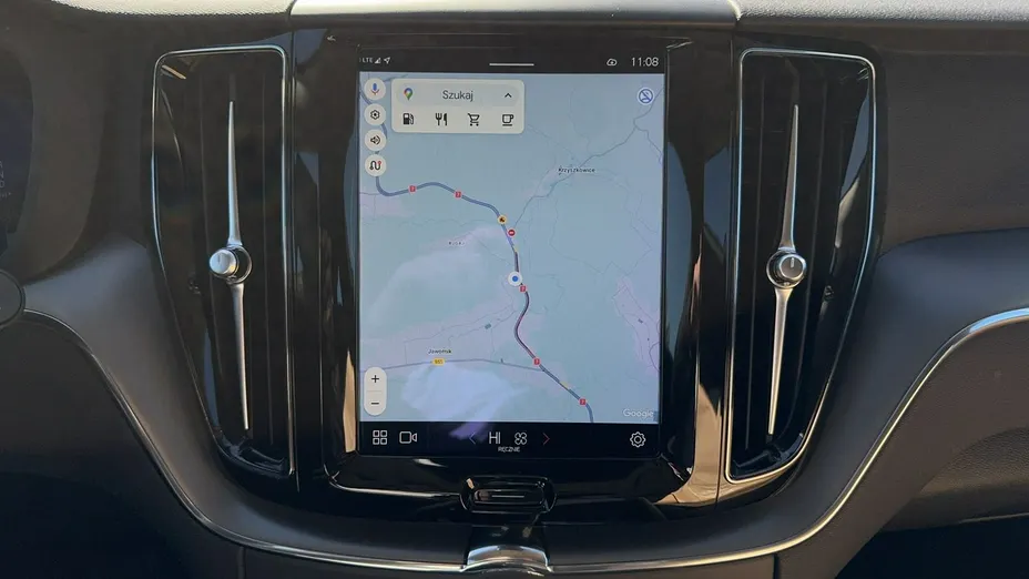 VOLVO XC60 XC60 B4 D AWD Momentum aut