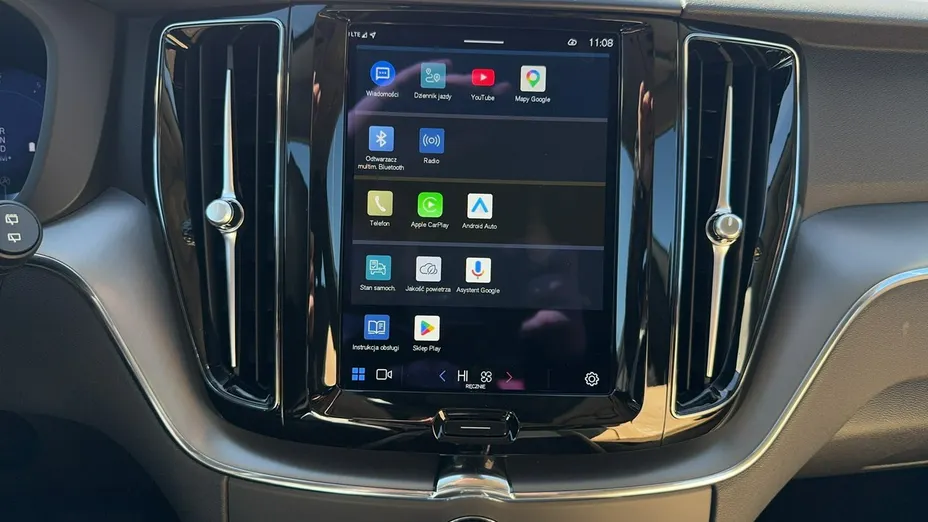 VOLVO XC60 XC60 B4 D AWD Momentum aut