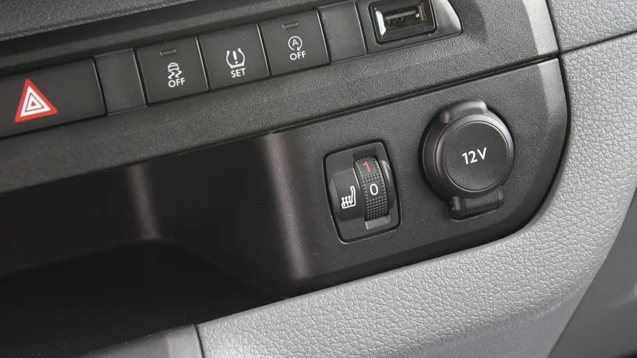 TOYOTA Proace -