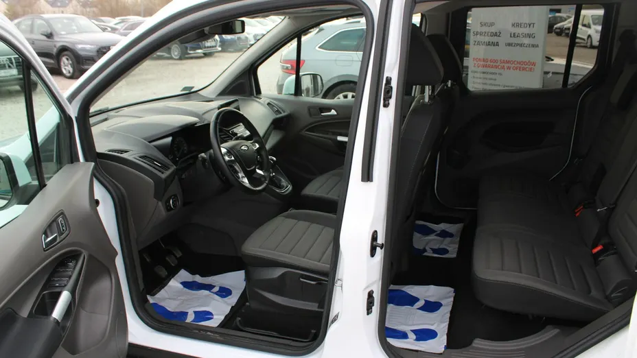 FORD Tourneo Connect -