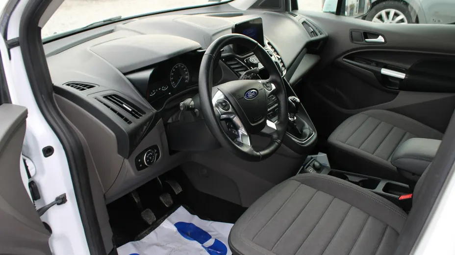 FORD Tourneo Connect -