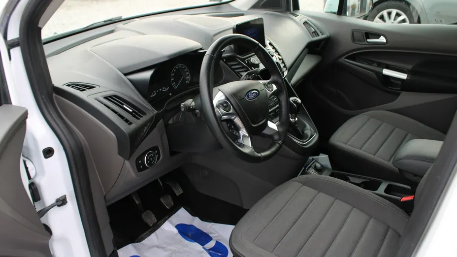 FORD Tourneo Connect -