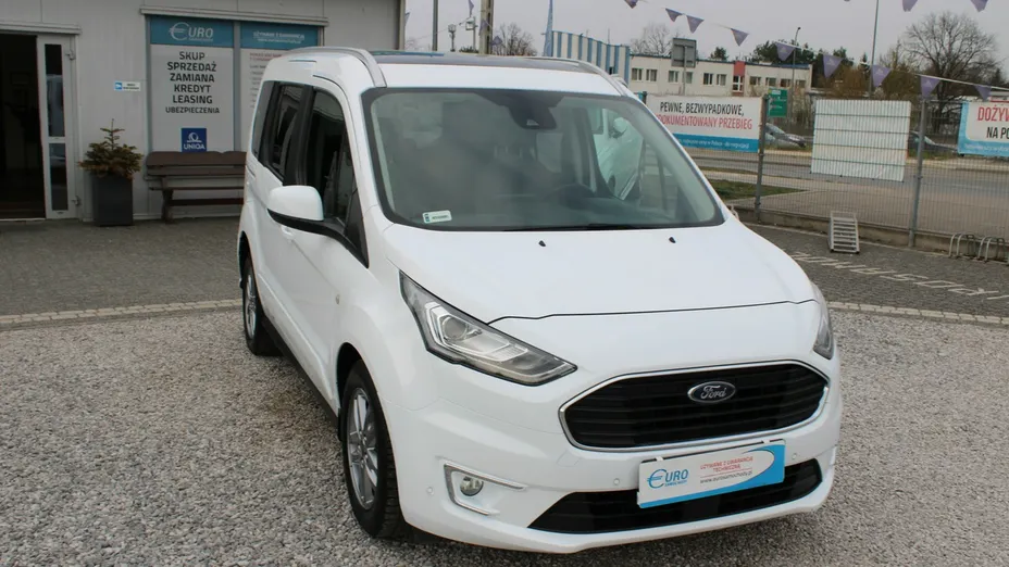 FORD Tourneo Connect -