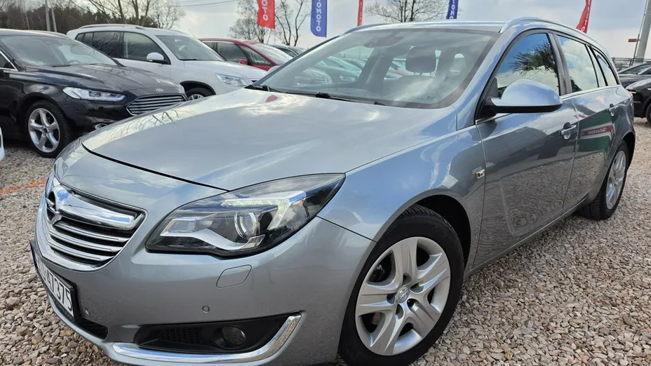 OPEL Insignia -