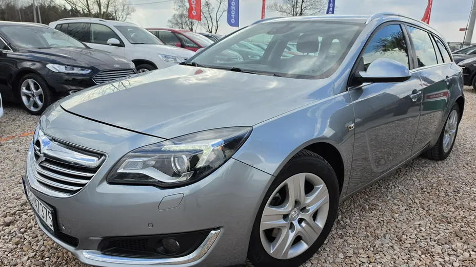 OPEL Insignia -