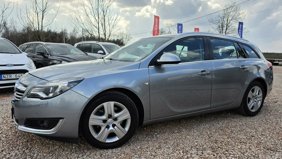 OPEL Insignia -