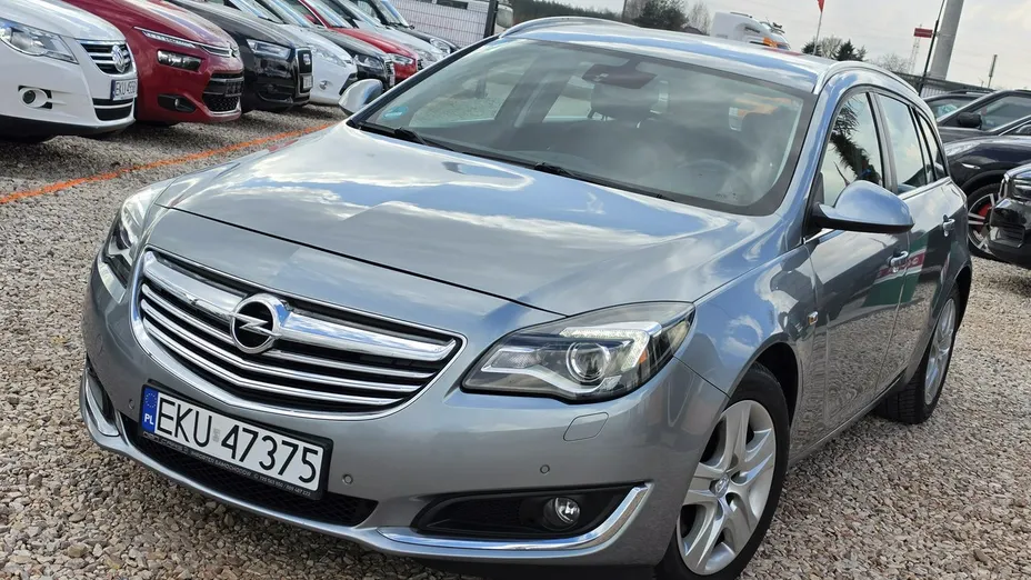 OPEL Insignia -