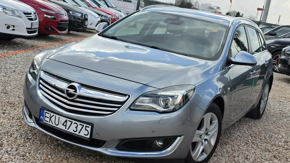 OPEL Insignia -