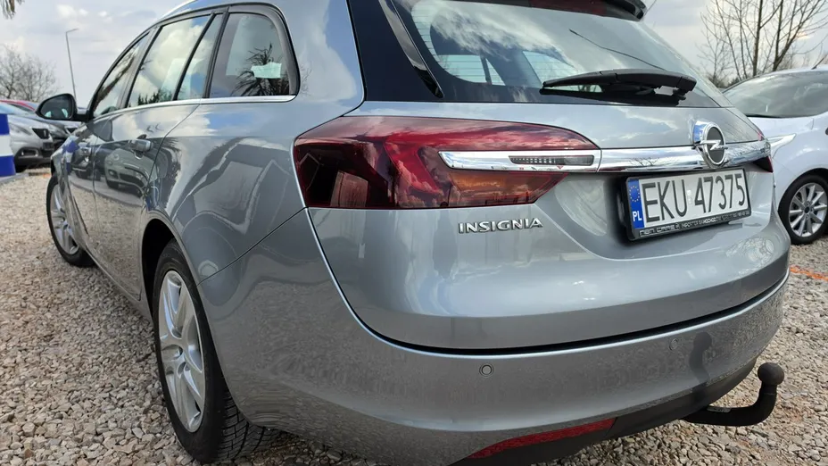 OPEL Insignia -