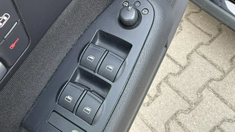AUDI A4 -