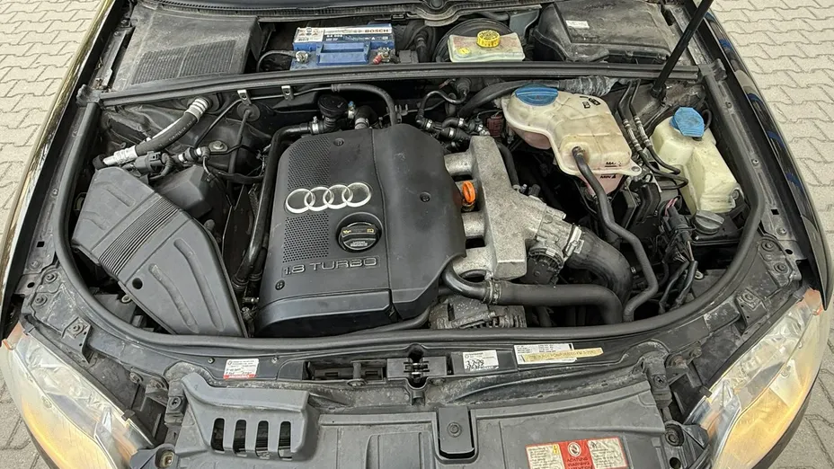 AUDI A4 -