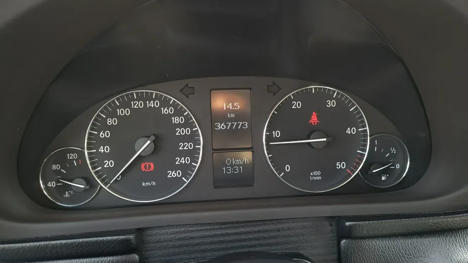 MERCEDES-BENZ C Klasa -