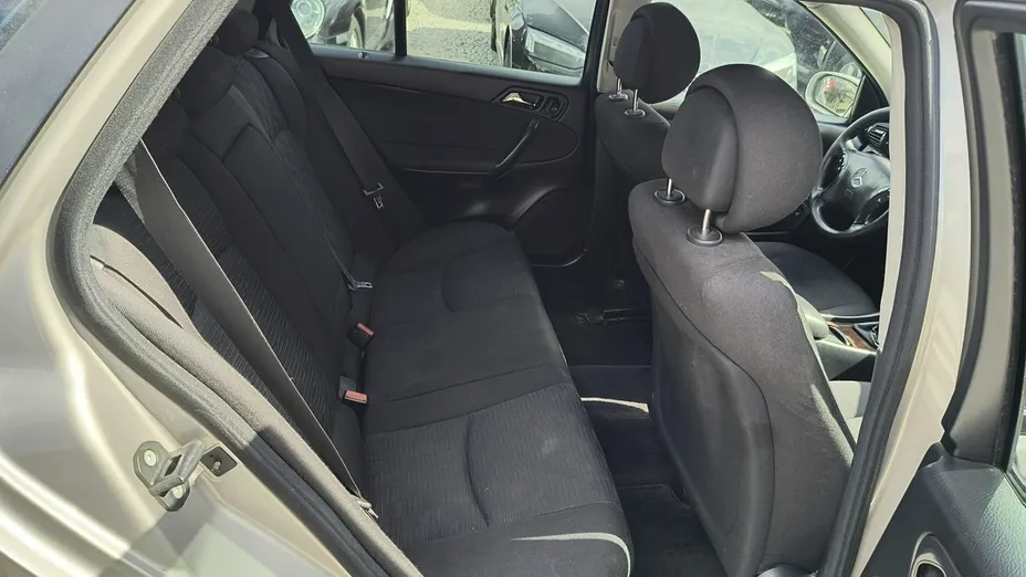 MERCEDES-BENZ C Klasa -