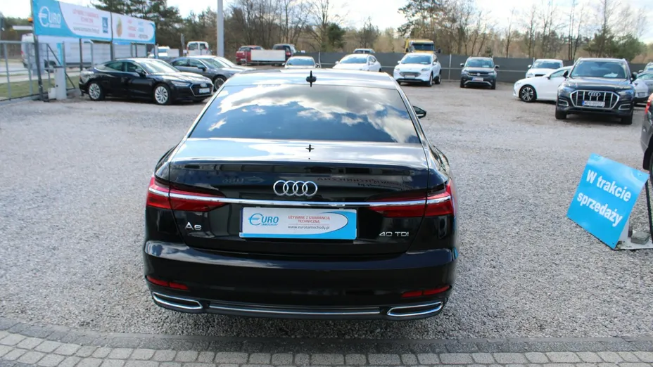 AUDI A6 -