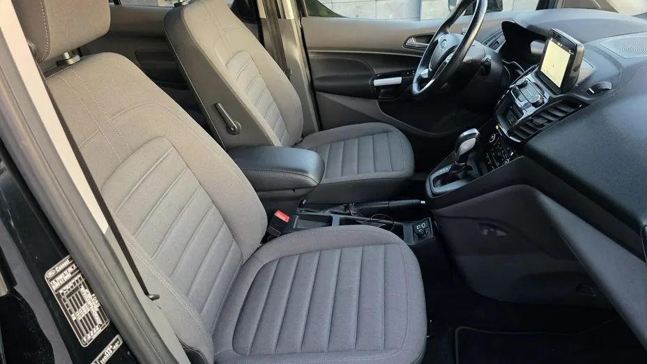 FORD Tourneo Connect -
