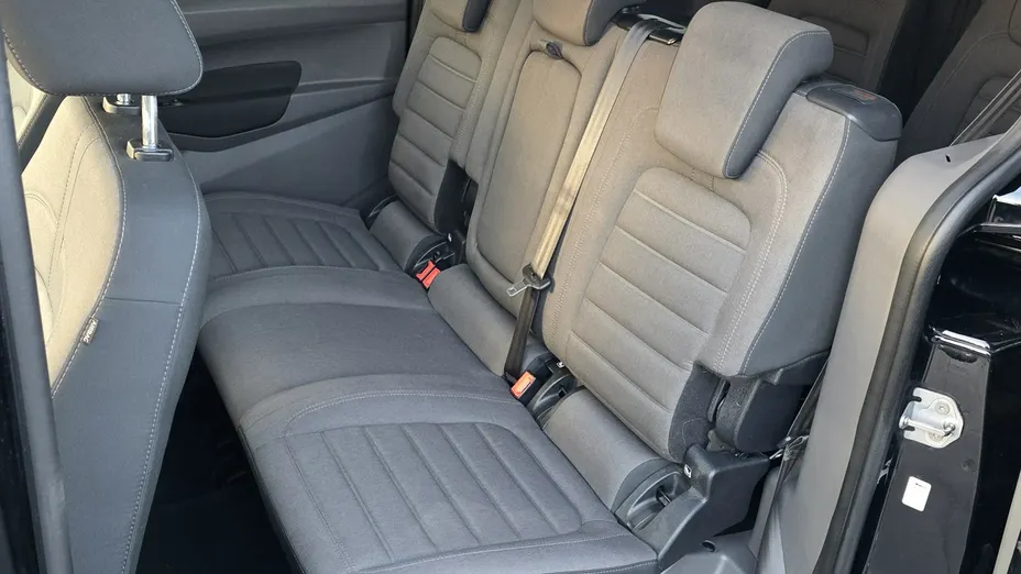 FORD Tourneo Connect -