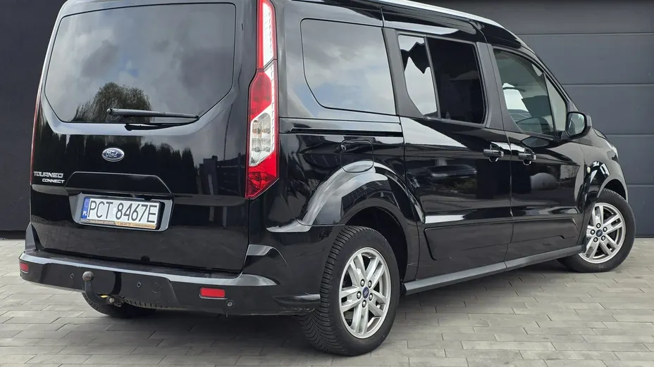 FORD Tourneo Connect -