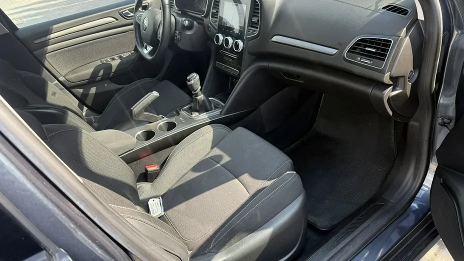RENAULT Megane -