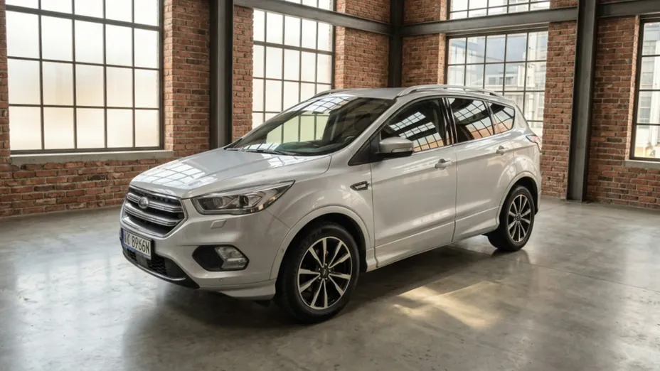 FORD Kuga -
