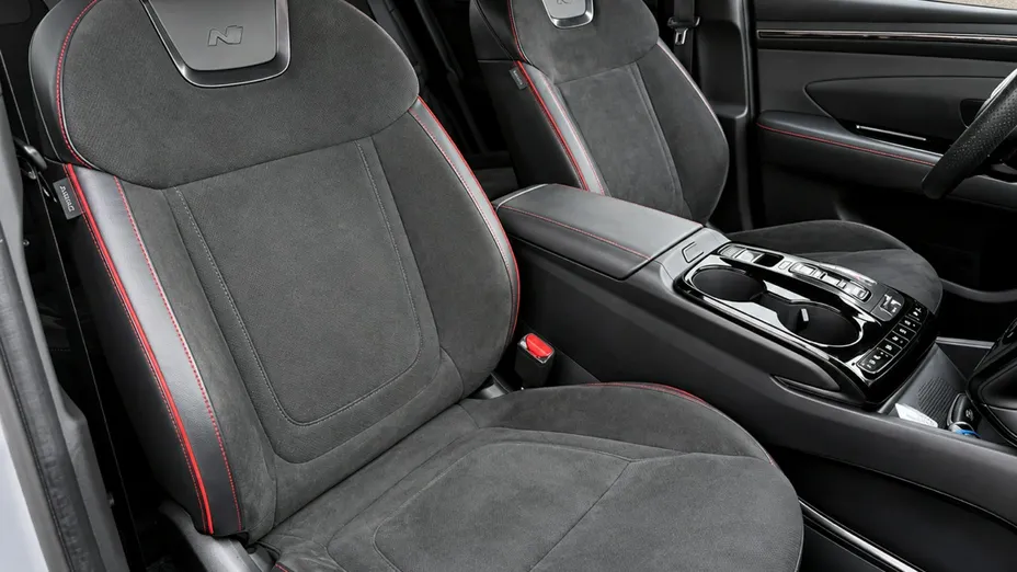HYUNDAI Tucson -