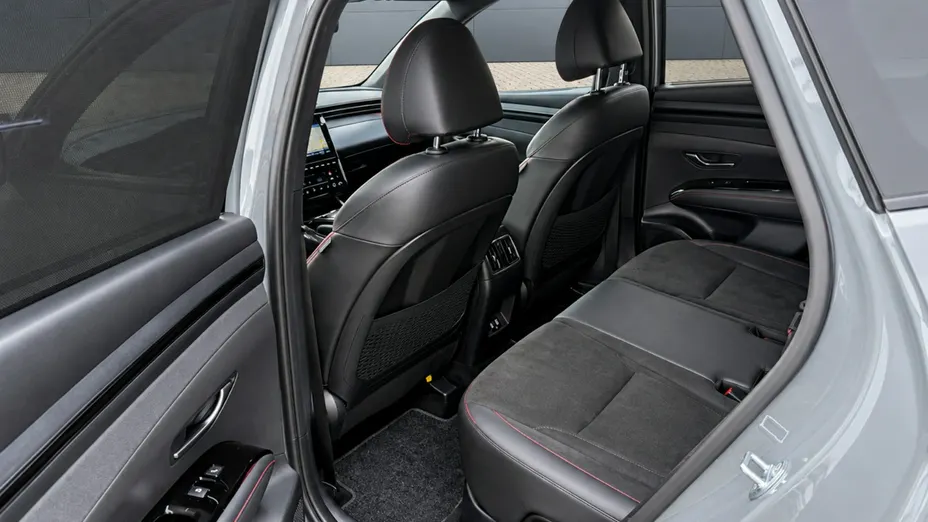 HYUNDAI Tucson -