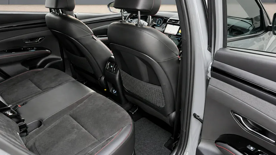 HYUNDAI Tucson -