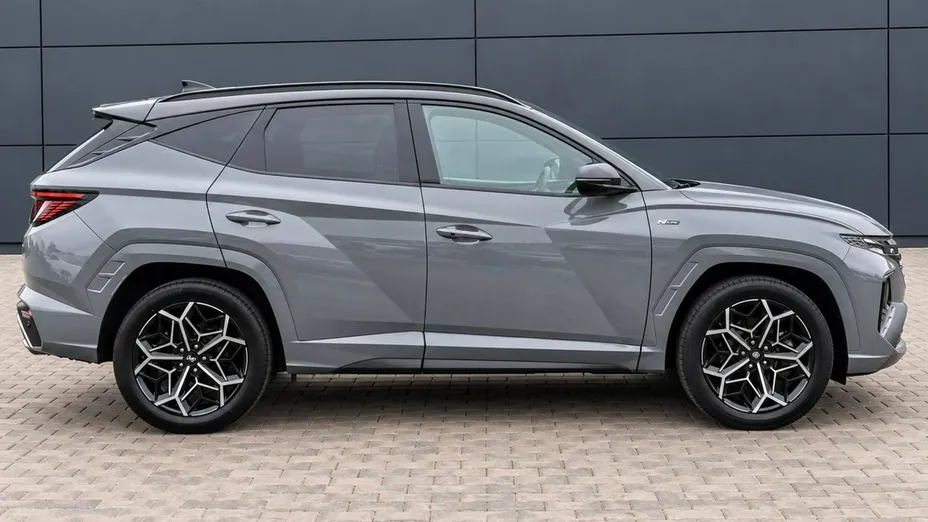 HYUNDAI Tucson -