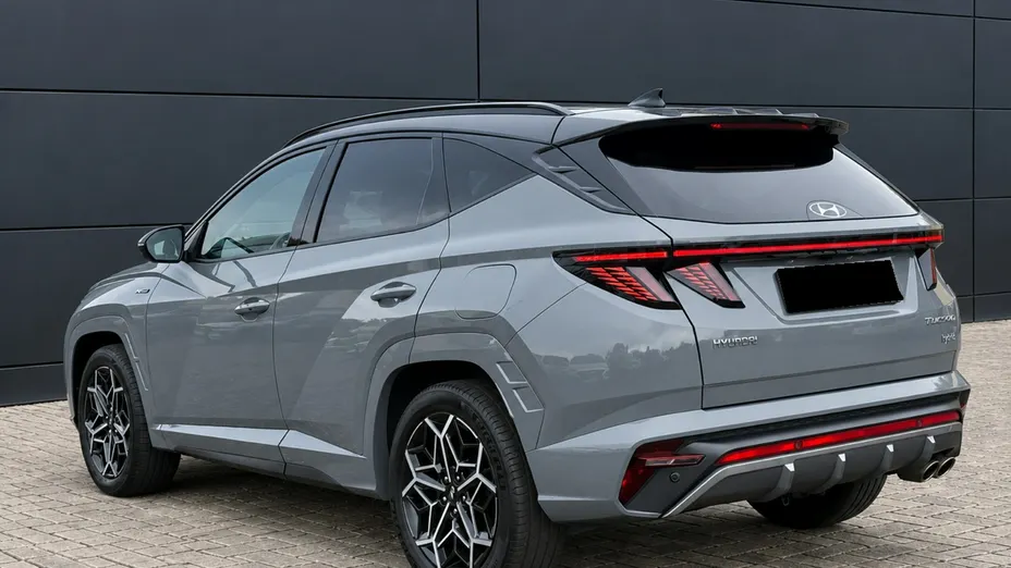 HYUNDAI Tucson -
