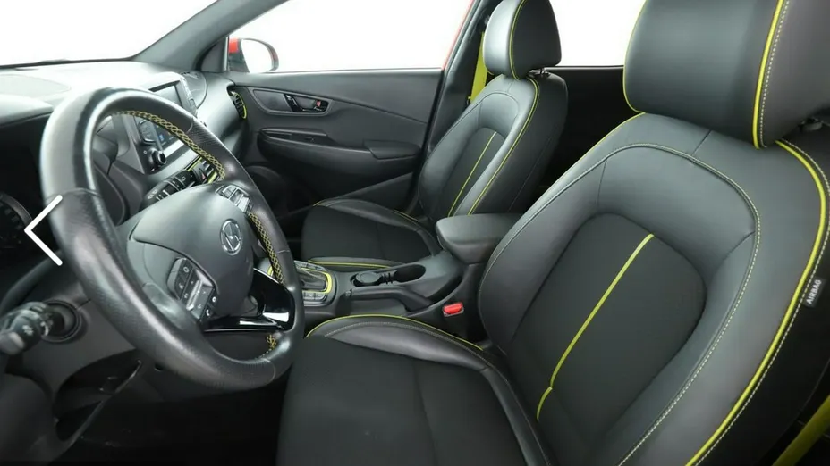 HYUNDAI Kona -