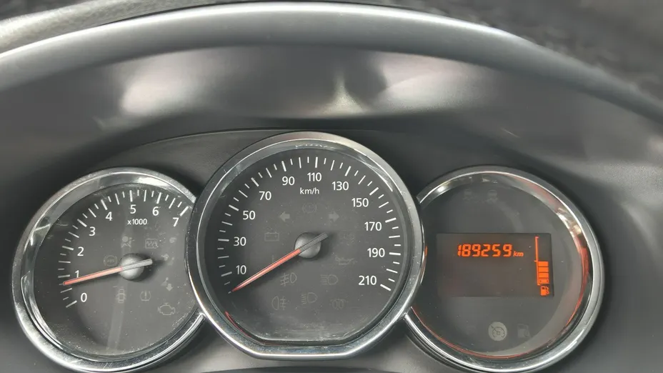 DACIA Sandero -