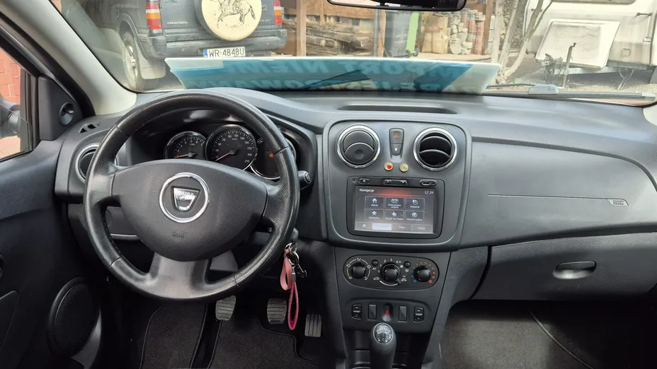 DACIA Sandero -