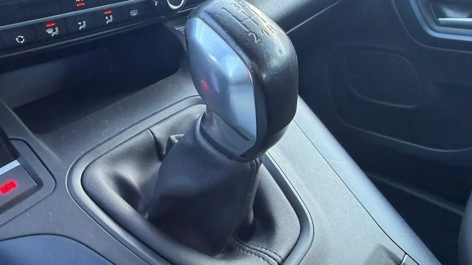 PEUGEOT Rifter -
