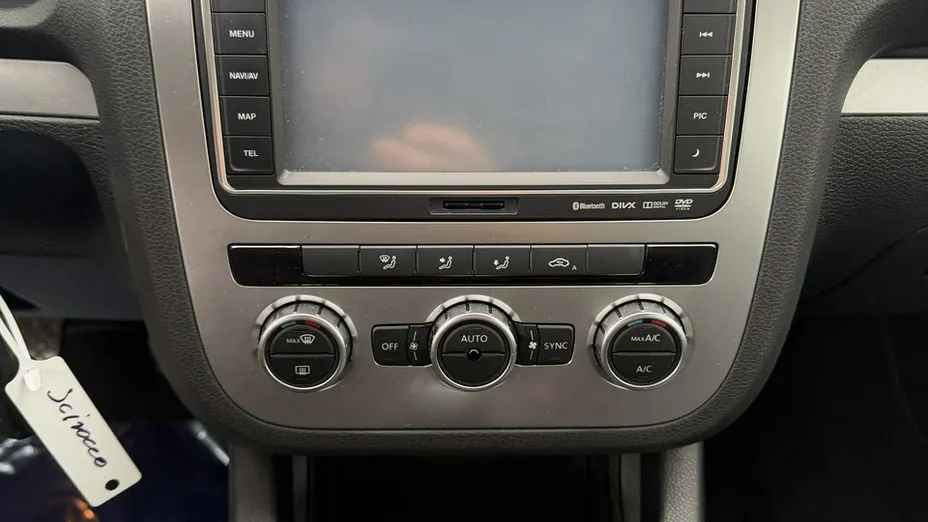 VOLKSWAGEN Scirocco -