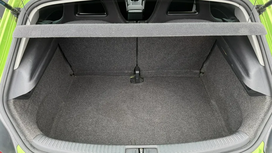 VOLKSWAGEN Scirocco -