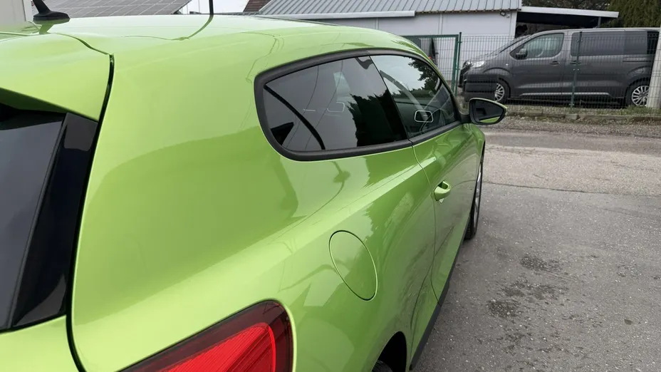 VOLKSWAGEN Scirocco -