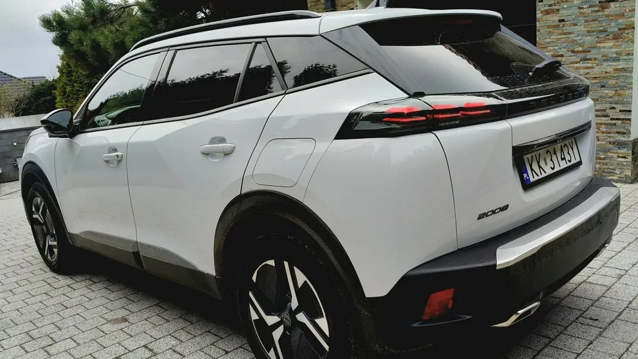 PEUGEOT 2008 -