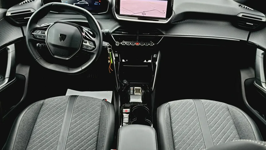 PEUGEOT 2008 -