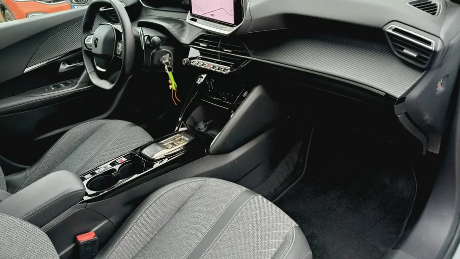 PEUGEOT 2008 -