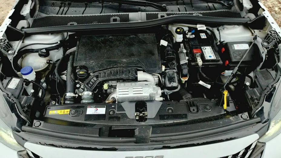PEUGEOT 2008 -