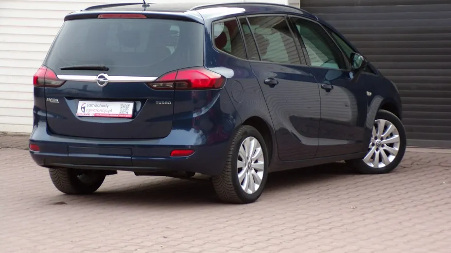 OPEL Zafira -