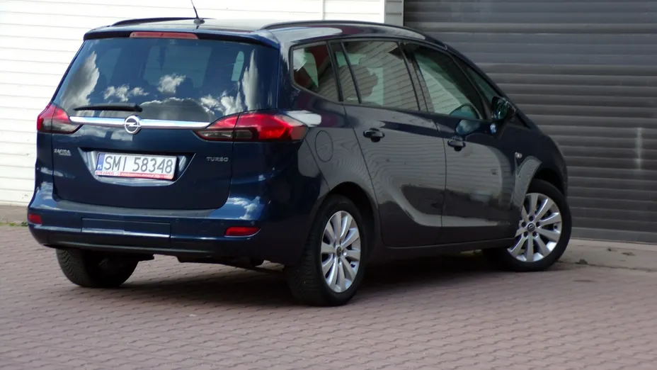 OPEL Zafira -