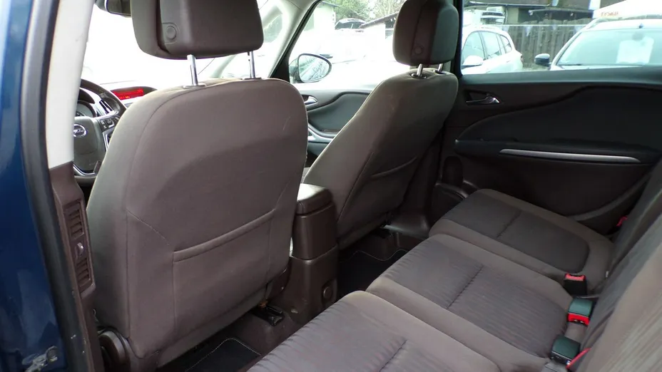 OPEL Zafira -