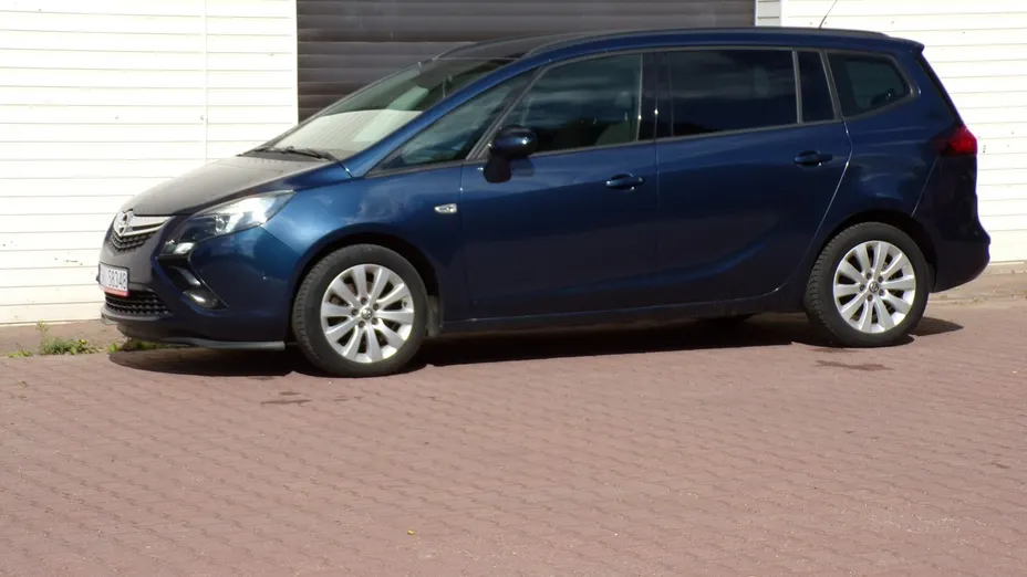 OPEL Zafira -